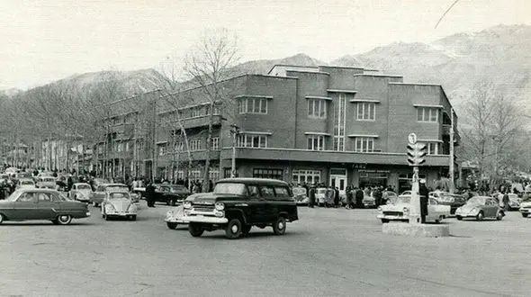 عکس زیرخاکی از یک رستوران در تجریش 