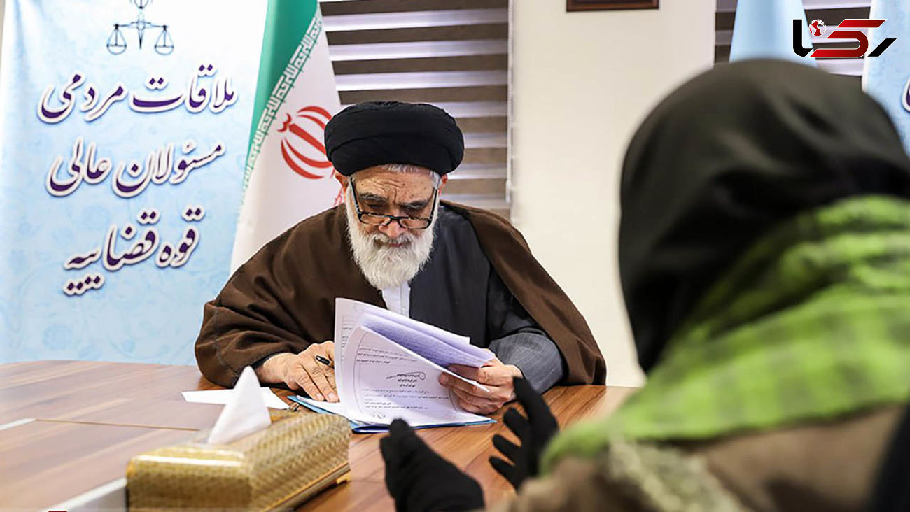 حضور رئیس دیوان عالی کشور در مرکز ارتباطات مردمی قوه قضاییه/ دستور وزیر دادگستری برای رفع صف‌های طولانی نان