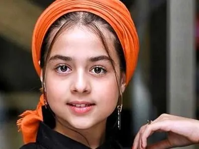 خلاقیت منحصر بفرد ترنم کرمانیان خواهر زاده مجری مشهور در برگزاری یک جشن تولد با کلاس دخترونه / از کیک مینیمال تا استایل خاص تینیجری