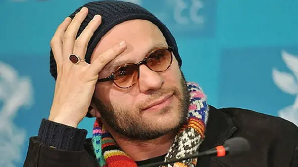 این بازیگر مشهور با رفتارش سر تهرانی‌ها کلاه گذاشت + عکس همسر مدلینگ بابک حمیدیان