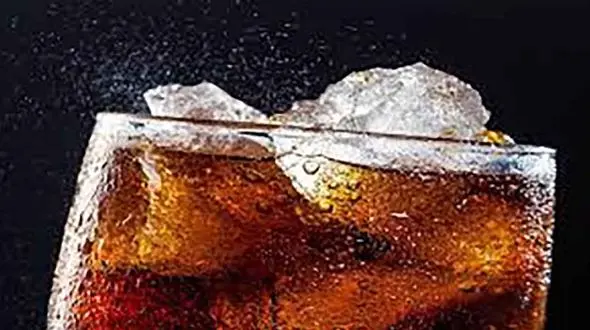 نوشابه گازدار چه زمان هایی نخوریم؟