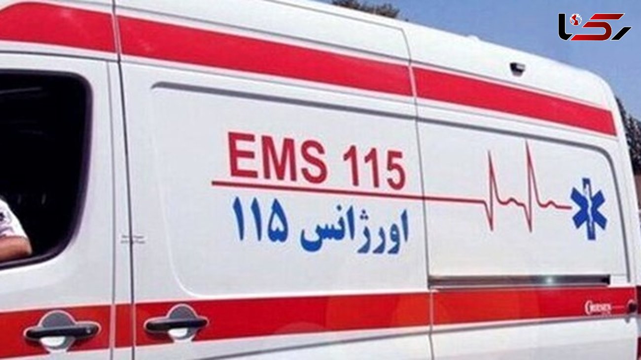 امداد رسانی اورژانس ۱۱۵ به ۵ مصدوم انحراف از جاده خودروی ساینا در شهرستان آبادان