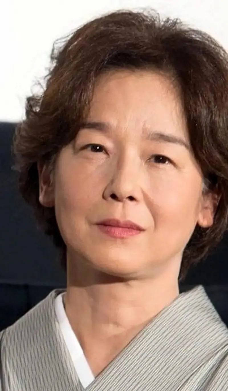 yuko-tanaka-photo-678f7d0d45388_11zon