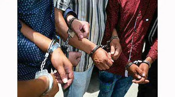 دستگیری 8 مرد در درگیری خونین کرمانشاه