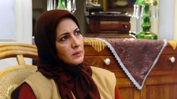 خاص ترین سفر فاطمه گودرزی همراه نوه‌اش دایار به شمال/ خنده های از ته دل خانم بازیگر کنار ساحل+عکس