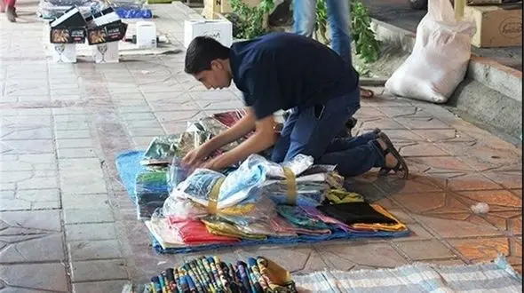 بنیاد مستضعفان با ارائه کمک معیشتی به دستفروشان موافقت کرد