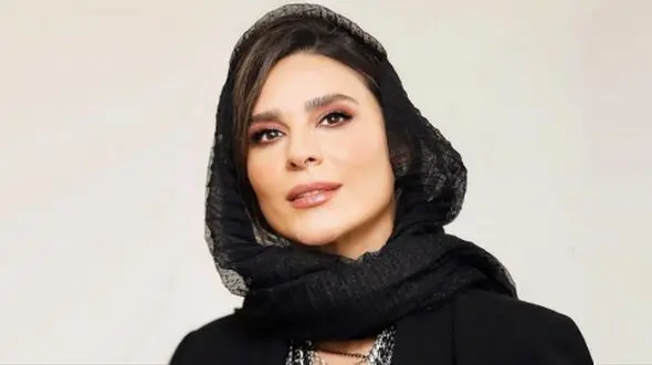 استایل ساحلی سحر دولتشاهی با کراکس های اصل و گران قیمتش / جنجالی و جذاب‌تر از همیشه!