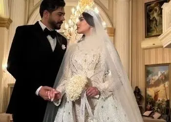 واکنش عجیب مریم مومن به گرانی دلار بعد از عروسی سوپر لاکچری اش/ دلار قد می کشد و ما...