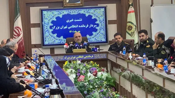 ماموریت موفق پلیس تهران در کاهش قیمت دلار / بازداشت 119 اخلالگر بازار ارز / پاتوق آنها کجاهای تهران بود
