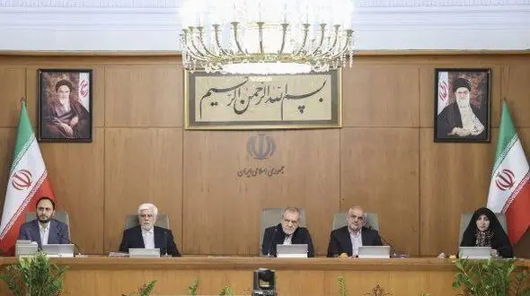 تجلیل  پزشکیان از قهرمانان و مدال‌آواران المپیک/ تأکید بر توجه ویژه دولت چهاردهم به امر تعلیم و تربیت و ارتقای شأن و جایگاه معلمان