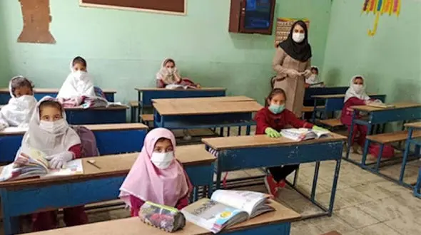 تزریق واکسن کرونا به معلمان از روز عید غدیر