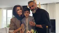 فیلم/ نگاهی به خانه علیرام نورایی و همسر بلاگرش صبا تاجیک/ پذیرایی شیک و مدرن با رنگ های نود و فرشی چشم نواز