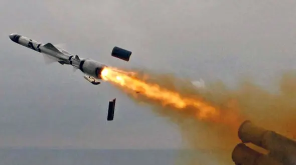 ساخت موشک های مافوق‌صوت‌ یا سوپرسونیک در ایران / برد  موشک «پاوه» 1650 کیلومتراست