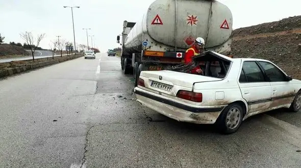 ۲ تصادف در شمال فارس ۴ کشته و سه مصدوم بر جای گذاشت 