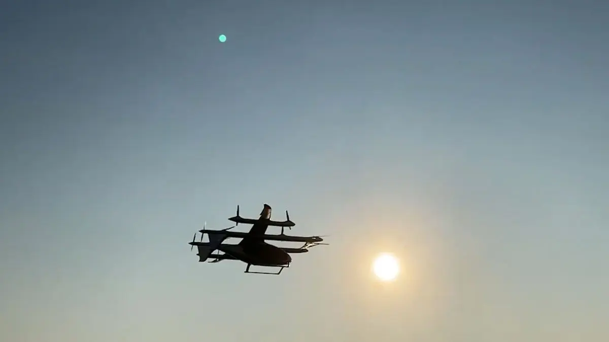 فیلم رونمایی از پهپاد پرنده برقی در چین