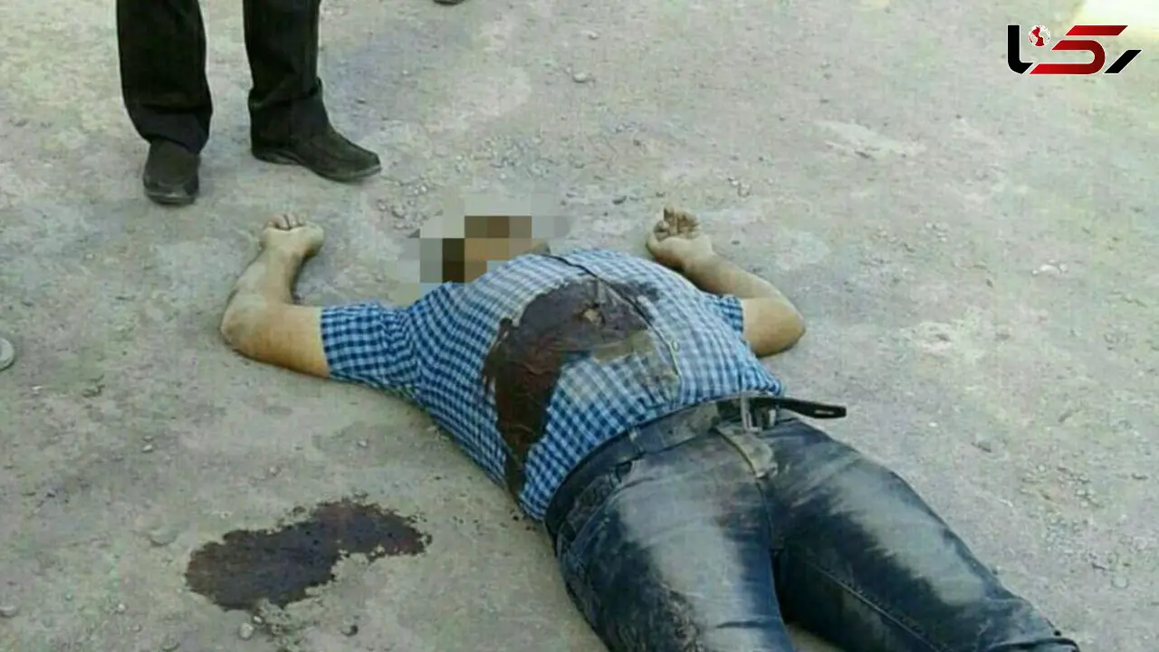 شلیک مرگ سرباز پلیس به فراری مرد چک برگشتی / در بم  رخ داد+ عکس جسد 