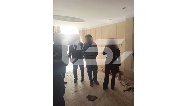 عکس های قاتل و چاه مرگ که 5 عضو خانواده تهرانی داخلش دفن بودند / قاتل بالای سرچاه چه گفت ؟! + جزییات قتل عام خانوادگی در تهران