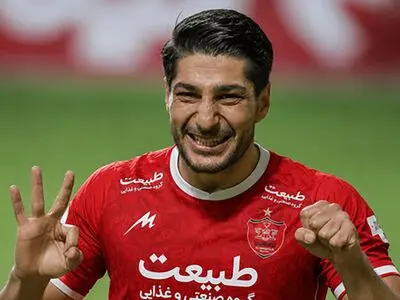 غیررسمی، بمب نقل‌وانتقالات پرسپولیس / محمدمهدی محبی با قراردادی سه‌ساله سرخ‌پوش شد