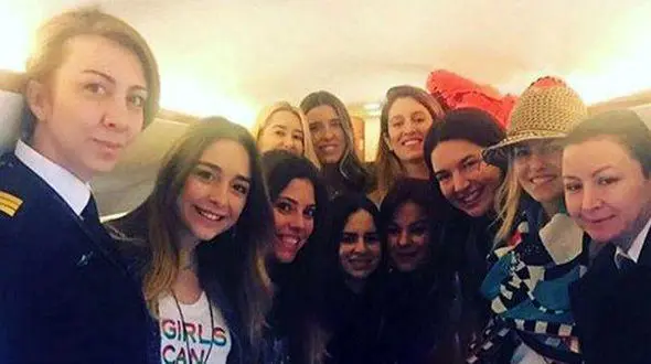 آخرین خبر از سقوط مرگبار هواپیمای 11 دختر ترکیه ای در دره عشق شهرکرد / جمله خانم خلبان در لحظه سقوط  + عکس ها