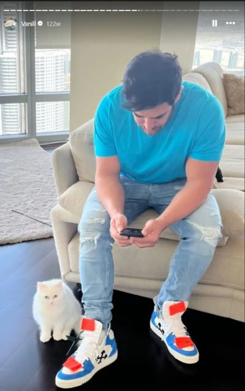 .