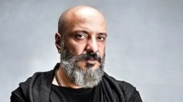 نگاه روز | نگاهی به امیر جعفری و پسرش در ایتالیا با منظره ای زیبا