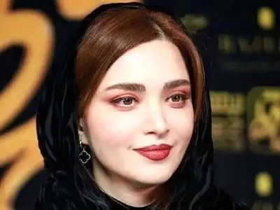 نگاهی به تیپ و استایل شیک  پاییزی بهنوش طباطبایی / اینجاست که شاعر می‍فرماید شتر سواری که دولا دولا نمیشه