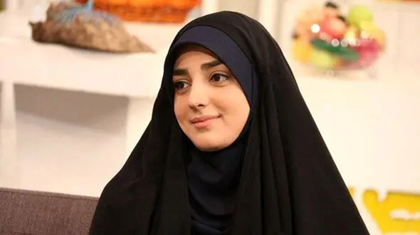 بعد از گذشتن روزهای سخت دوباره لبخند روی صورت ستاره سادات قطبی پیدا شد+عکس