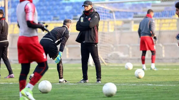 گل‌محمدی این بازیکن را نمی‌خواهد + عکس