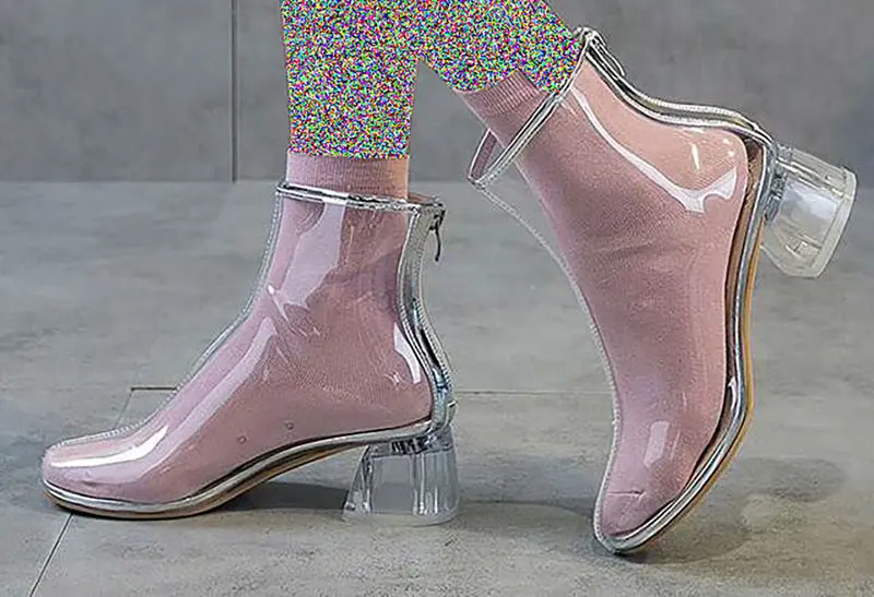 بوت شیشه ای
