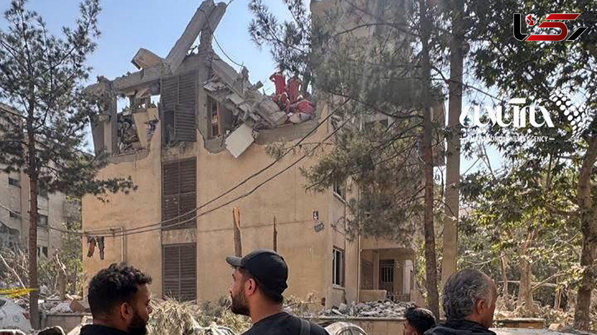 منزل شهید مینوچهر که بامداد امروز مورد حمله تروریستی اسرائیل قرار گرفت
