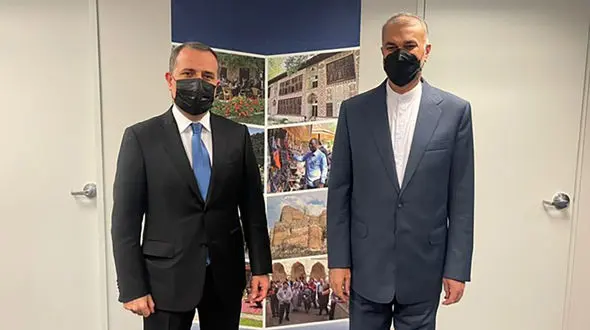 گفتگو وزرای خارجه ایران و آذربایجان  / آخرین خبر از 2 راننده ایرانی زندانی در آذربایجان