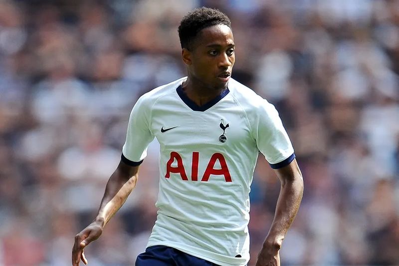 Kyle-Walker-Peters-Tottenham-Hotspur1111