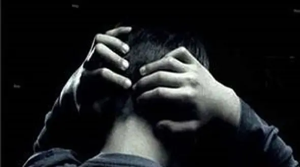 زنم مرا شاد نمی کند / زن بی نوا که درگیر ارتباط پنهانی خواهرش در زندگی اش شد