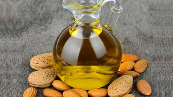 ماسک های خانگی تنها راه نجات از موهای وز و شکننده