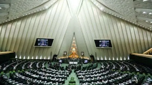 حقوق آموزش و پرورشی‌ها به صورت ماهانه پرداخت می‌شود