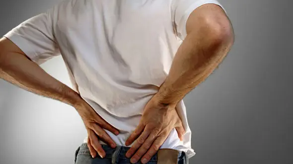 رازهای ستون فقرات؛ وقتی کمردرد ریشه در قلب، معده یا کلیه دارد! + سوال به پاسخ های شما