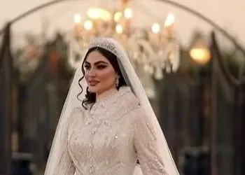 فیلم / اوج تجمل و شکوه در لباس عروس مریم مومن / از  لحظه آماده‌سازی لباس عروس دختر زیبای سینما تا  گلدوزی‌های برجسته در بالاتنه و دامنی با دنباله‌دار و  پفی ملایم ...