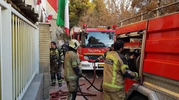 پایگاه سوم آگاهی تهران آتش گرفت 
