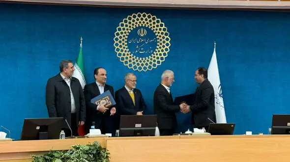 وزیر کشور: کاهش جمعیت به یک بحران ملی تبدیل شده است + فیلم