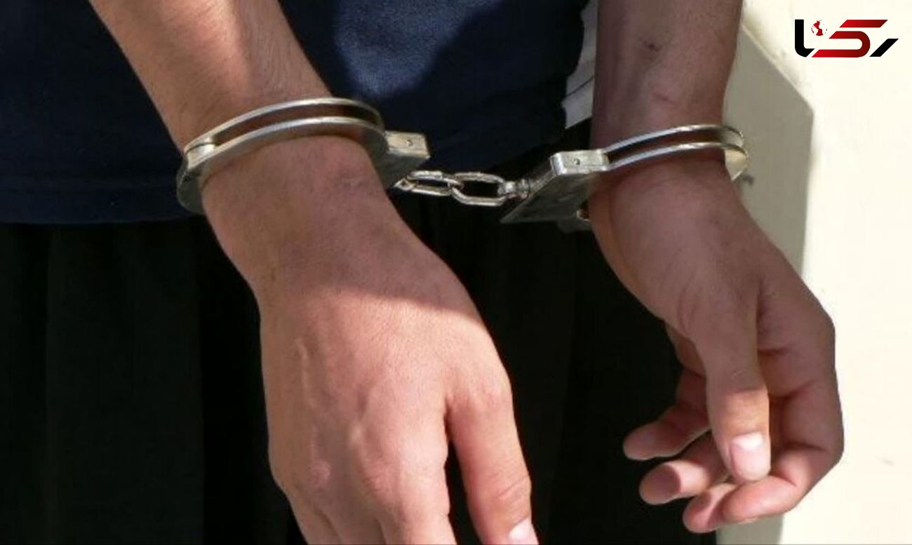 دستگیری قاتل لحظاتی پس از قتل در کوهدشت
