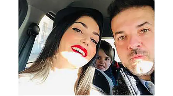 استراماچونی و همسرش در جشن کریسمس + عکس