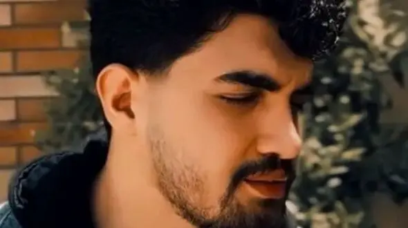 دانلود آهنگ هایده و مهدی آرایی / ﺗﻮ ﺑﻴﺎﻳﻰ ﻫﻰ رخ ﺑﻨﻤﺎﻳﻰ