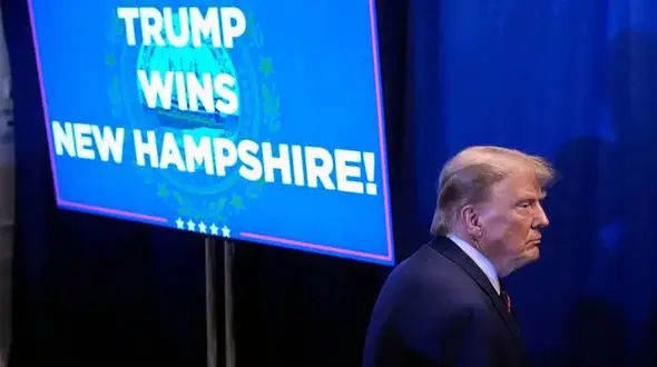 پس گردنی خوردن ترامپ از یک مرد ایرانی !