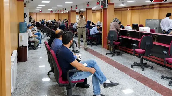 ساعت کاری بانک‌ ها تا پایان شهریور اعلام شد