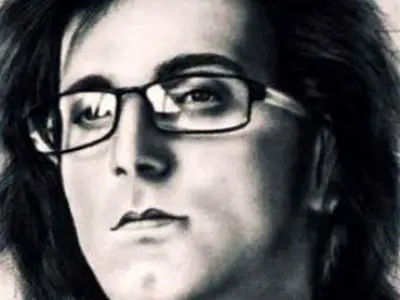 عکس سفر در زمان /  عکس یادگاری «امید جهان» با مرتضی پاشایی؛ سال 90 / روحشان شاد