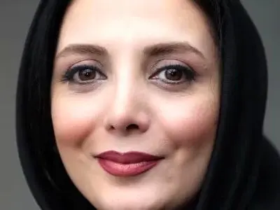 فیلم / ماجرای سرقت عجیب از رویا میرعلمی/ نوشته بود اگر جیغ بزنی با چاقو میزنمت، منم اصلا نمیتونم جیغ بزنم عربده زدم ...