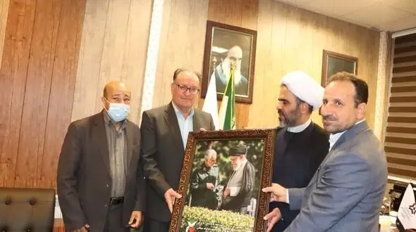 دیدار مدیرکل بنیاد شهید استان ایلام با سرپرست شرکت غله به مناسبت روز شهید
