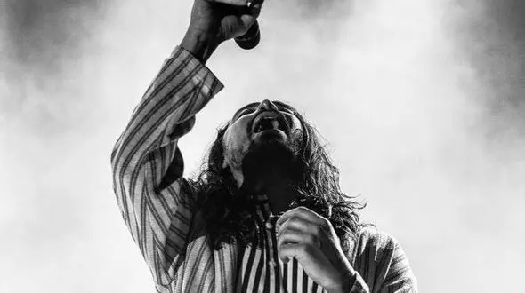 تشکر ویژه امیر عباس گلاب از عکاس این عکس زیبا