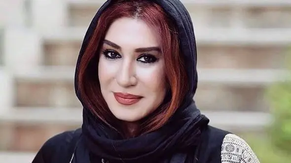 کافه گردی نسیم ادبی با لباسی متفاوت