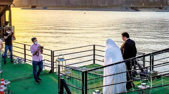 عروس خانم های تهرانی از عروسی فرمالیته می گویند / دامادها چه کردند؟